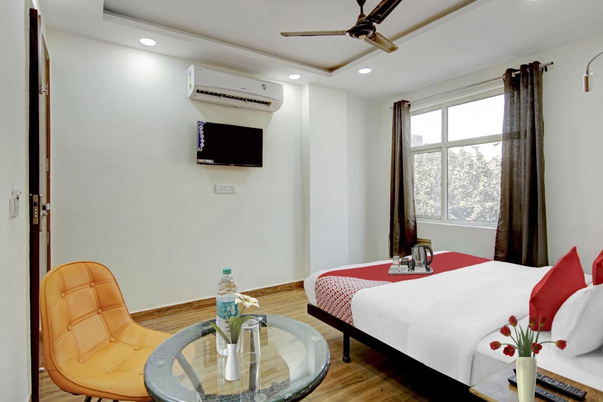 O Santosh Residency 3*
